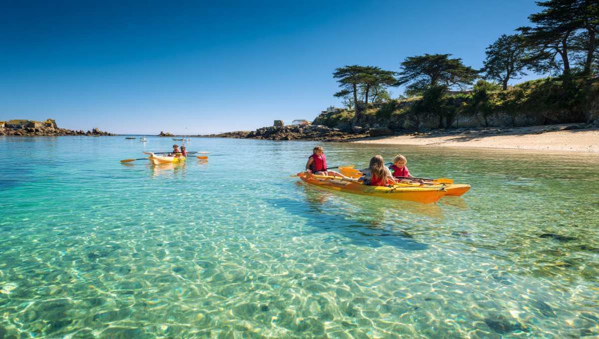 famille-vacances-beg-meil-activité-nautique