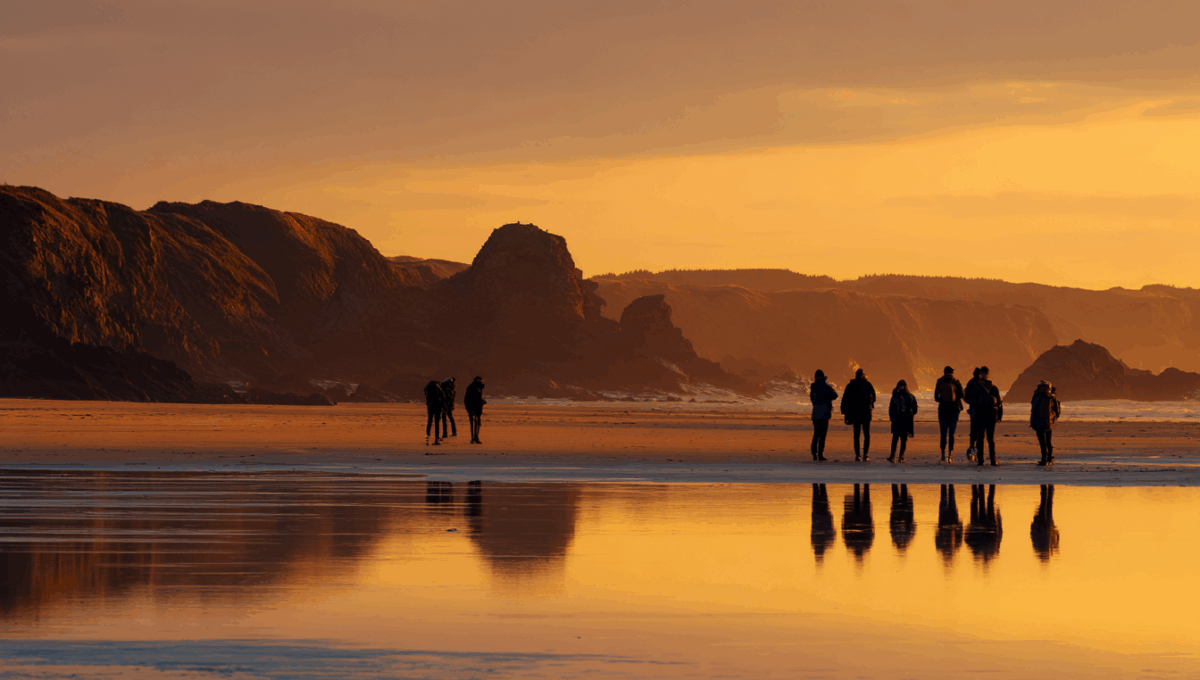 Coucher de soleil sur Gold Beach - Plages du débarquement en Normandie, circuit historique mémorable
